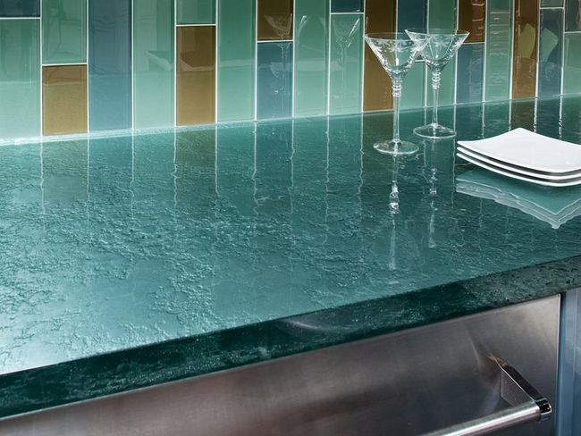 Atlantic-Design-of-Glass-Bar-Countertops