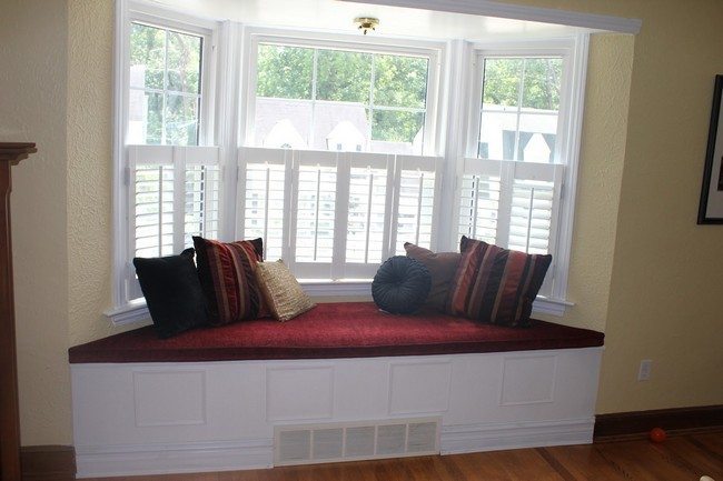 white nook with red seater and cushin stripe set