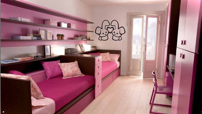 Pink-themed room