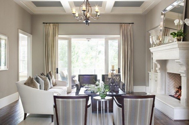 Dining area close to bay window
