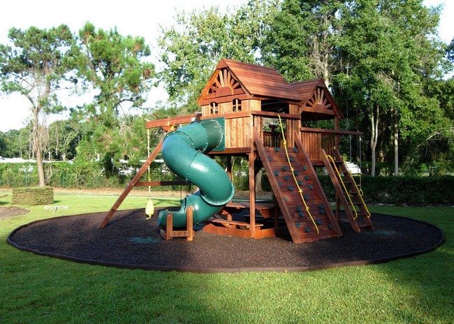 Circular playground area