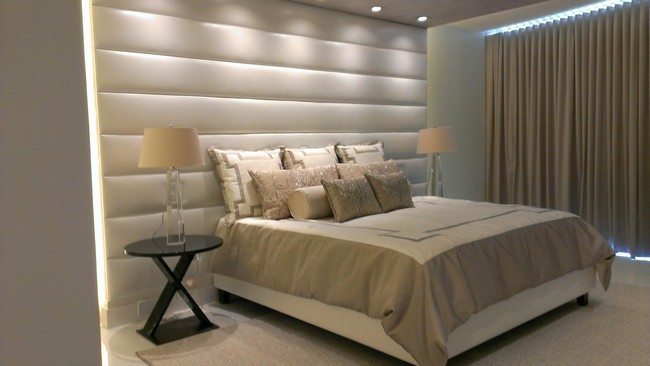 Cream tufted panel with horizontal lines