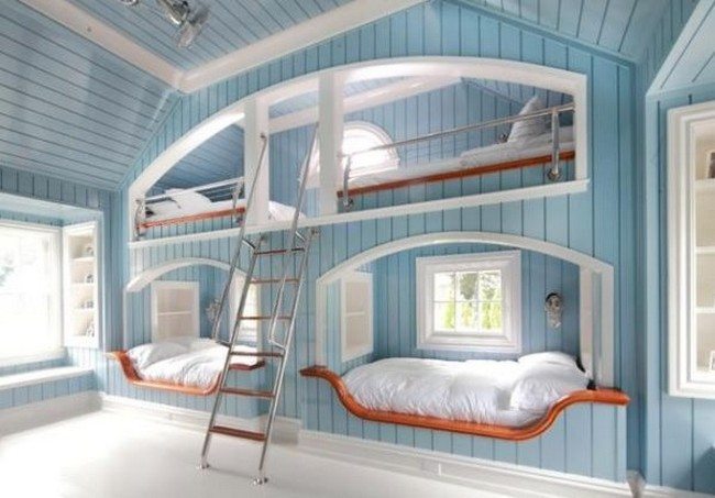 Beautiful bunk beds inspired by a coastal theme