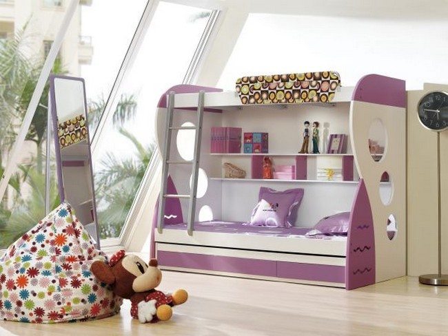 White and purple bunk bed for girls’ bedroom