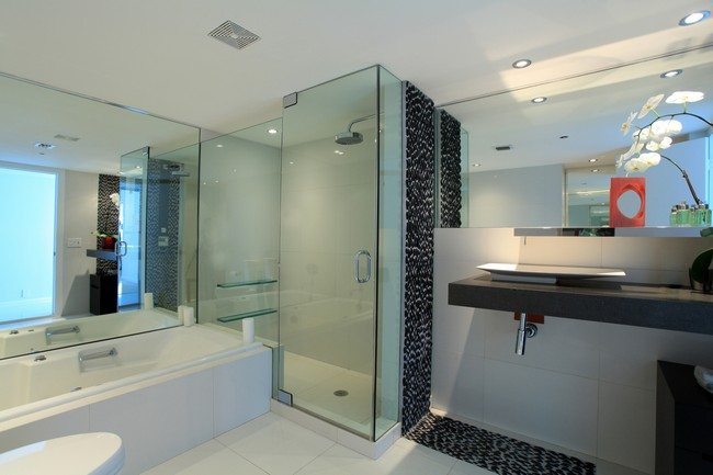 Shower with glass walls and glass door