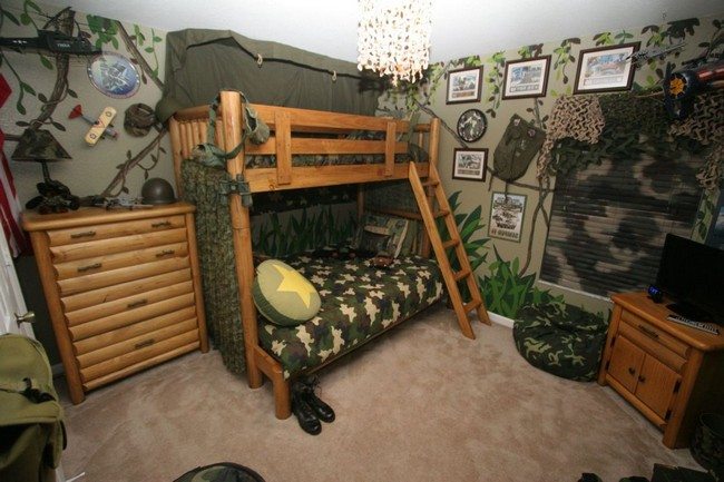 Army-themed bedroom