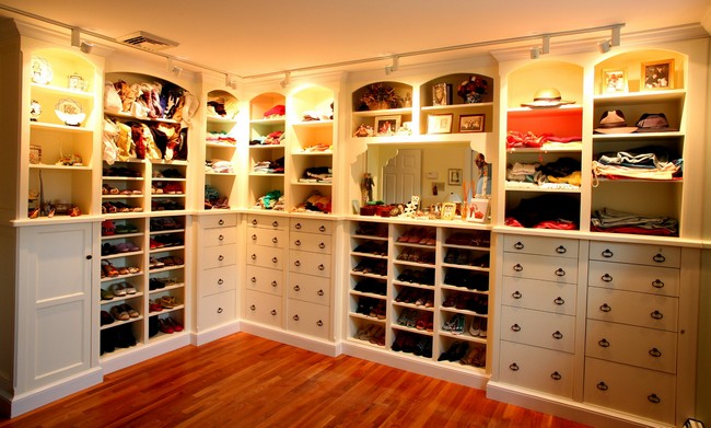 Contemporary closet with in-built lighting