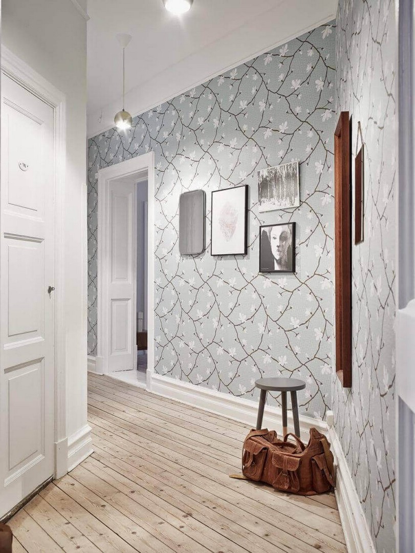 Wallpaper in the hallway - The best ideas and tips - Decor Around The World
