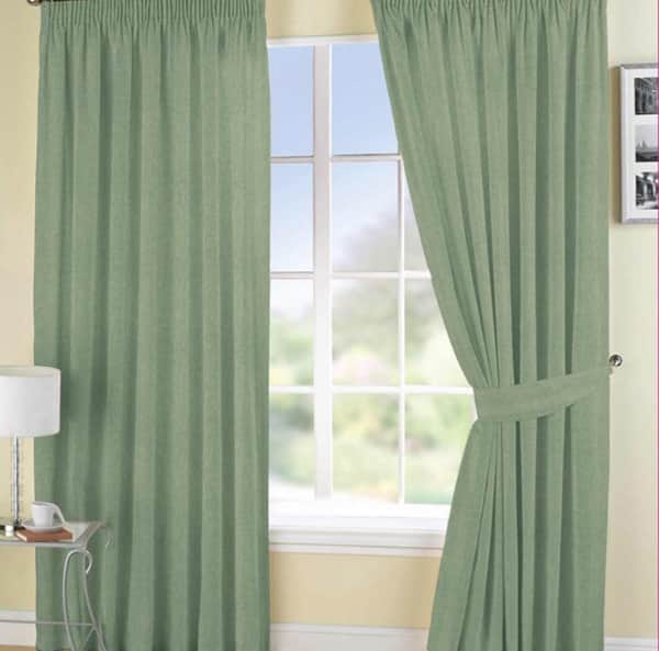 Living Room Curtains: 15 New Styles to Experiment with this Year ...